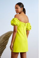 VESTIDO CURTO MANGA FLOR